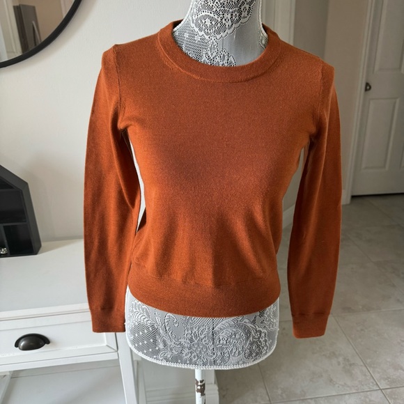 J.Crew Sweater - Picture 1 of 10
